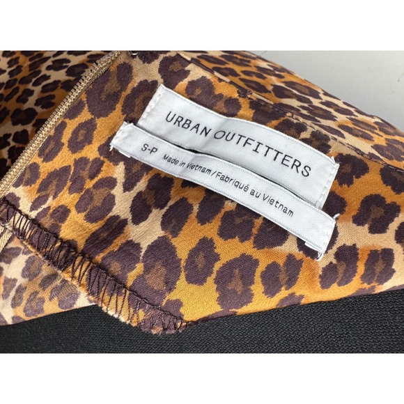 Urban Outfitters Leopard‎ Animal Print Kelly Tulip Wrap Midi Skirt Sz S - Picture 5 of 9